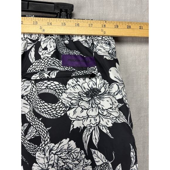 Maison Article Shoe Palace Men’s Size 2XL 6” Lined Shorts Black Printed Hybrid - Picture 6 of 7